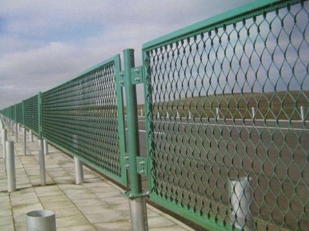 钢板网护栏 (3).jpg